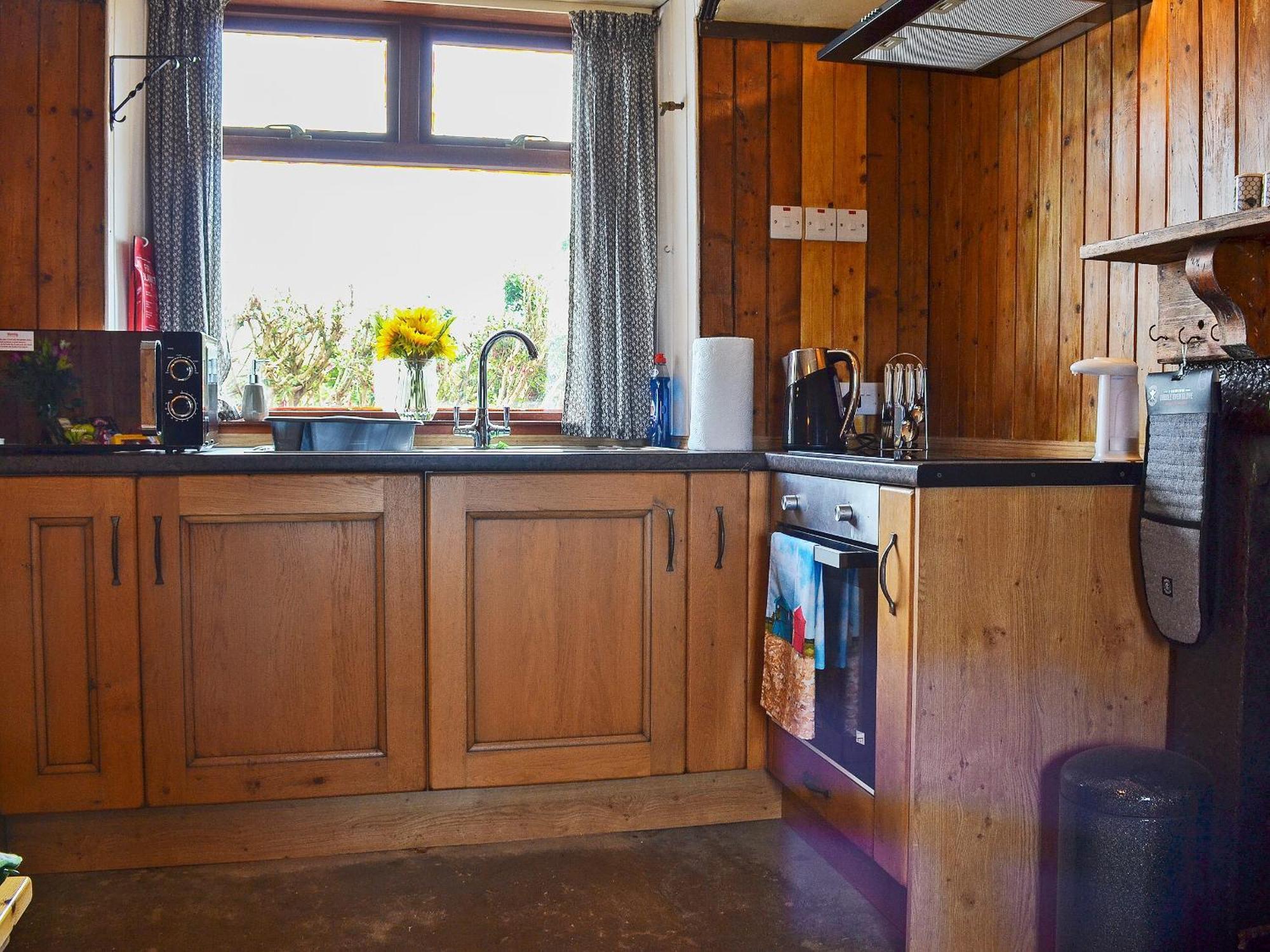 Mains Of Auchmedden Cottage Pennan Exterior photo